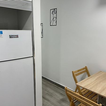 A Unos Pasos A Paseo Del Prado Appartement Madrid Buitenkant foto