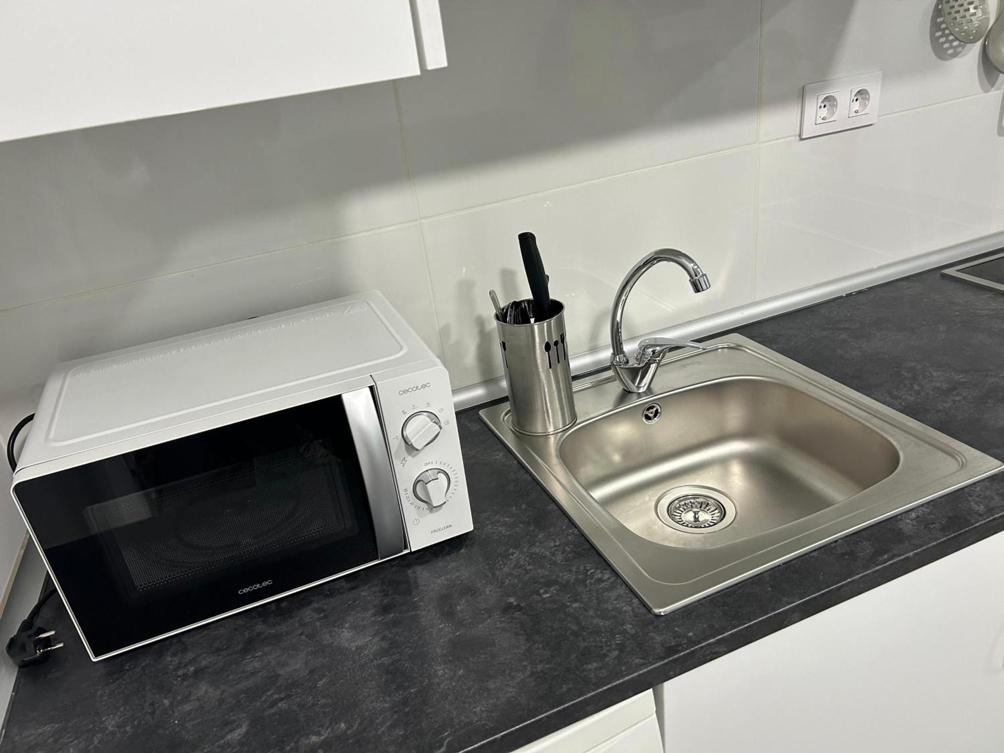 A Unos Pasos A Paseo Del Prado Appartement Madrid Buitenkant foto