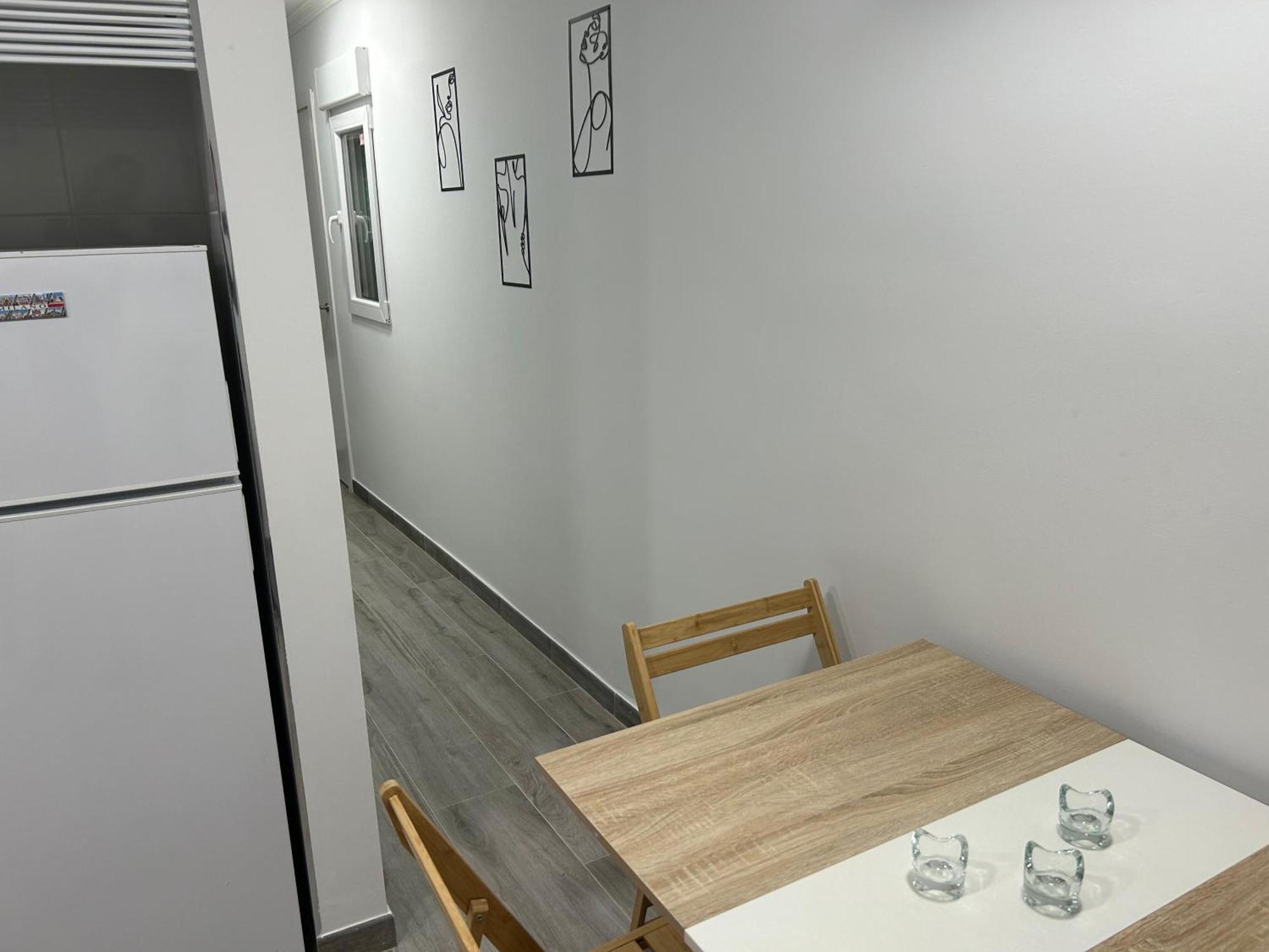A Unos Pasos A Paseo Del Prado Appartement Madrid Buitenkant foto