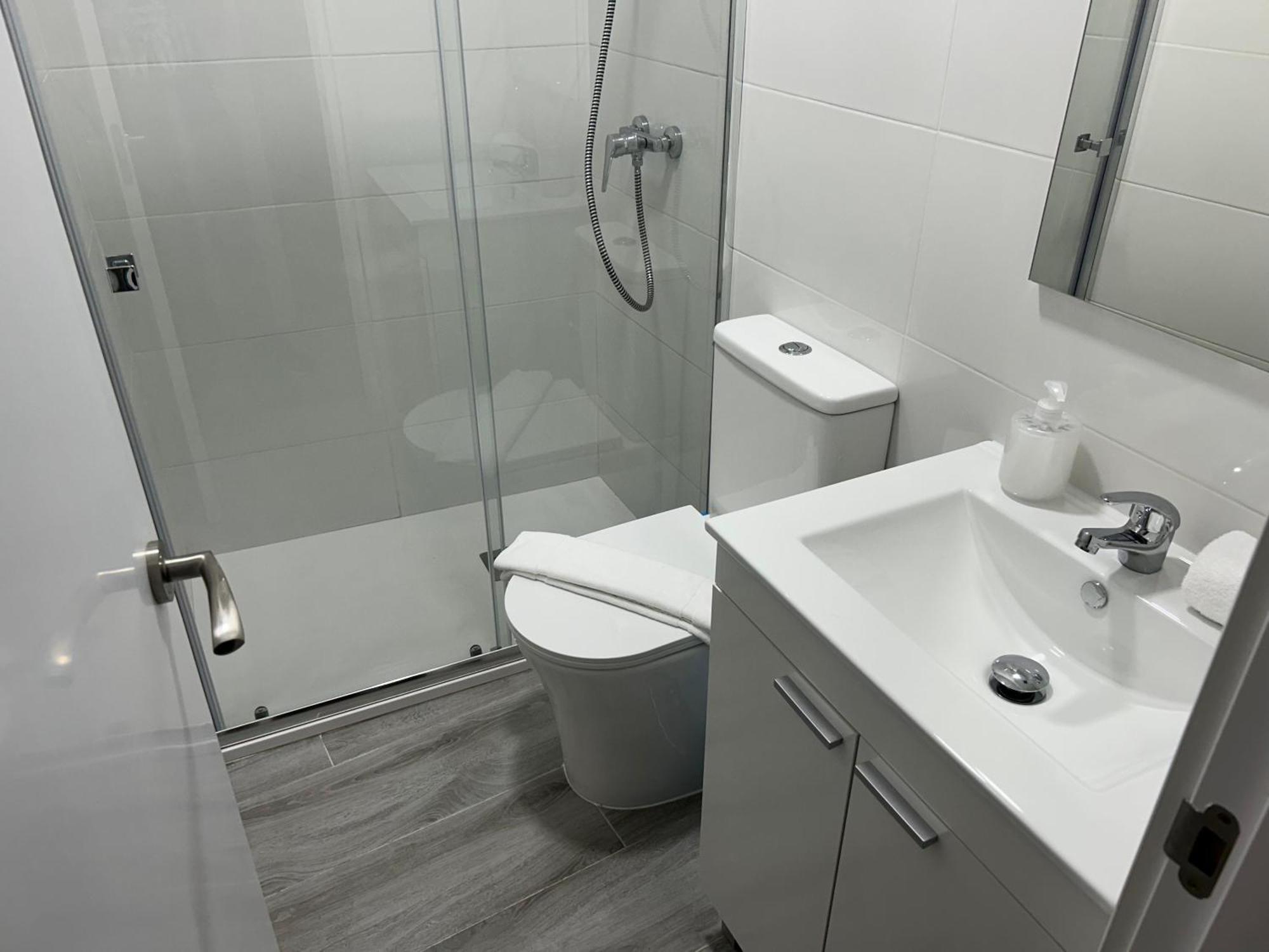 A Unos Pasos A Paseo Del Prado Appartement Madrid Buitenkant foto